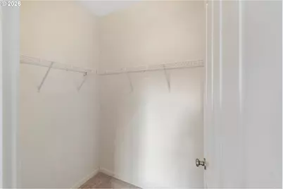 635 NW Lost Springs Ter #401, Portland, OR 97229 - Photo 18