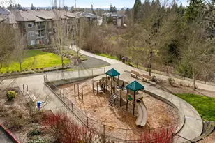 635 NW Lost Springs Terrace, Portland, OR 97229 - Photo 26