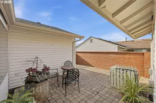 15765 SW Greens Way, Portland, OR 97224 - Photo 4