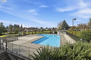 15765 SW Greens Way, Portland, OR 97224 - Photo 32