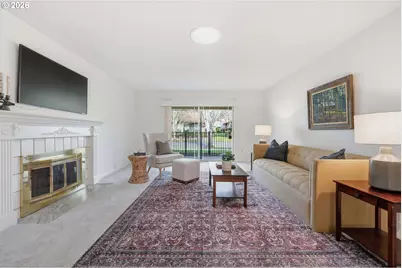 15765 SW Greens Way, Portland, OR 97224 - Photo 6