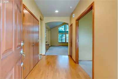 1969 NW Woodland Dr, McMinnville, OR 97128 - Photo 6