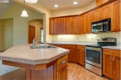 1969 NW Woodland Dr, McMinnville, OR 97128 - Photo 20
