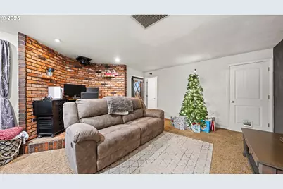 370 SE 9th Dr, Hermiston, OR 97838 - Photo 14