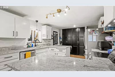 370 SE 9th Dr, Hermiston, OR 97838 - Photo 10