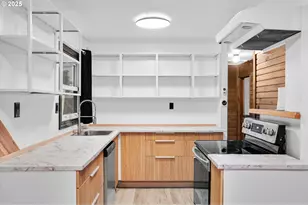 2227 SE 141st Ave, Portland, OR 97233 - Photo 10