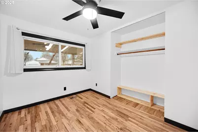 2227 SE 141st Ave, Portland, OR 97233 - Photo 16