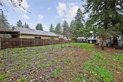 2227 SE 141st Ave, Portland, OR 97233 - Photo 30