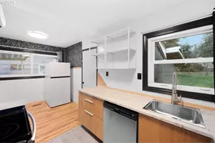 2227 SE 141st Ave, Portland, OR 97233 - Photo 14