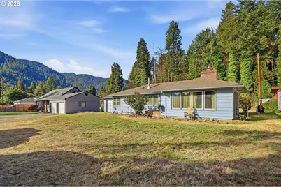 76306 Jasper Dr, Oakridge, OR 97463 - Photo 2