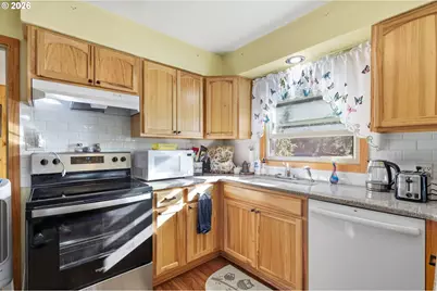 76306 Jasper Dr, Oakridge, OR 97463 - Photo 24