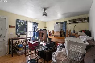 105 S Earl Ct, Stanfield, OR 97875 - Photo 4