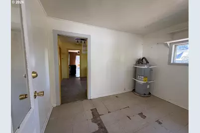 1468 SE Thompson St, Roseburg, OR 97470 - Photo 18
