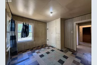 1468 SE Thompson St, Roseburg, OR 97470 - Photo 12