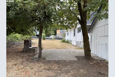 1468 SE Thompson St, Roseburg, OR 97470 - Photo 44