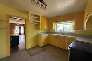 1468 SE Thompson St, Roseburg, OR 97470 - Photo 10