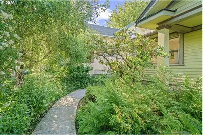 4326 SE Main St, Portland, OR 97215 - Photo 34
