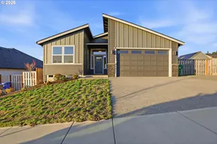 753 NE Wildwood Dr, Estacada, OR 97023 - Photo 2