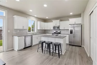 1285 Tirion Ave, Eugene, OR 97404 - Photo 8
