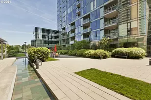 841 S Gaines St, Portland, OR 97239 - Photo 36