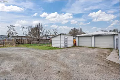 1705 Valley Ave, Baker City, OR 97814 - Photo 8