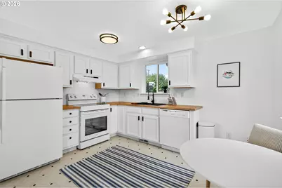 2525 SE 136th, Portland, OR 97236 - Photo 10