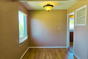 823 W 10th St, The Dalles, OR 97058 - Photo 6