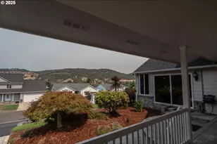 204 Rainbow Ridge Ave, Roseburg, OR 97471 - Photo 36