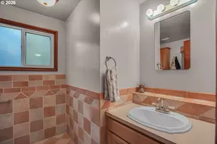 4892 SE Fieldcrest Dr, Milwaukie, OR 97222 - Photo 36