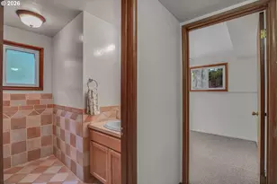 4892 SE Fieldcrest Dr, Milwaukie, OR 97222 - Photo 34