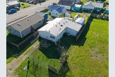 631 2nd Ave, Powers, OR 97466 - Photo 1