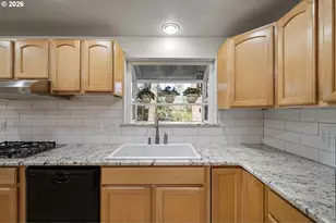 4765 Brookwood St, Eugene, OR 97405 - Photo 16