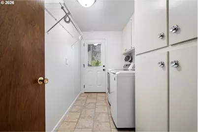 4765 Brookwood St, Eugene, OR 97405 - Photo 32