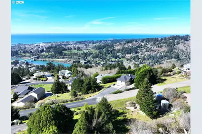 98007 Crown Terrace #7, Brookings, OR 97415 - Photo 14