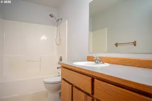 10585 SE Fairway Dr, Happy Valley, OR 97086 - Photo 32