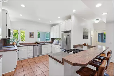 1133 NE 37th Ave, Portland, OR 97232 - Photo 12