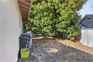 635 NW 8th Pl, Canby, OR 97013 - Photo 24