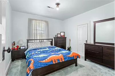 3027 SE Belmont St, Portland, OR 97214 - Photo 8