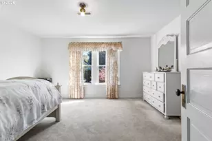 3027 SE Belmont St, Portland, OR 97214 - Photo 2