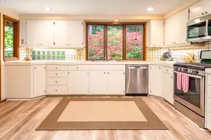 4495 Pinecrest Dr, Eugene, OR 97405 - Photo 20