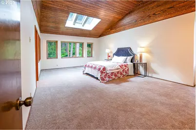 4495 Pinecrest Dr, Eugene, OR 97405 - Photo 34