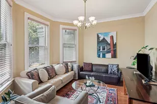 2632 NW Thurman St, Portland, OR 97210 - Photo 4