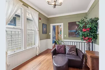 2632 NW Thurman St, Portland, OR 97210 - Photo 6