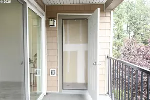 10734 NE Holly St, Hillsboro, OR 97006 - Photo 22