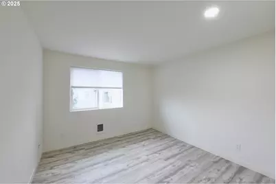10734 NE Holly St #307, Hillsboro, OR 97006 - Photo 12