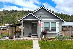 76442 Laurel St, Oakridge, OR 97463 - Photo 1