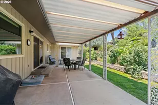 1041 NW 12th Dr, Pendleton, OR 97801 - Photo 30