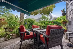 634 N Hayden Bay Dr, Portland, OR 97217 - Photo 28