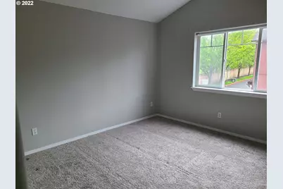 667 SE 5th Ave, Hillsboro, OR 97123 - Photo 8