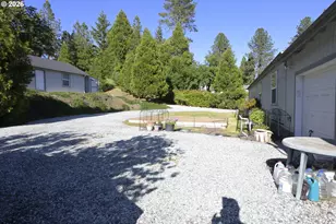 22282 Tiller Trail Hwy, Days Creek, OR 97429 - Photo 38